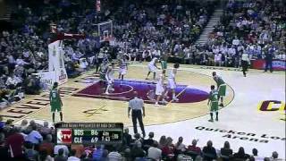 Glen Davis spin and reverse layup