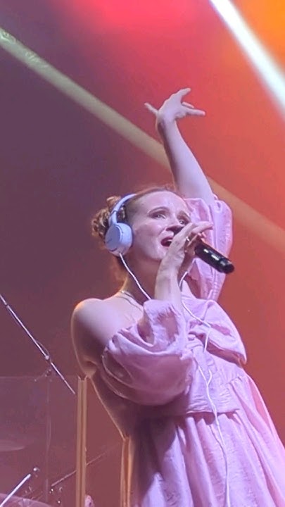 Монеточка Live - Последняя дискотека #монеточка #концерт #concert # ...