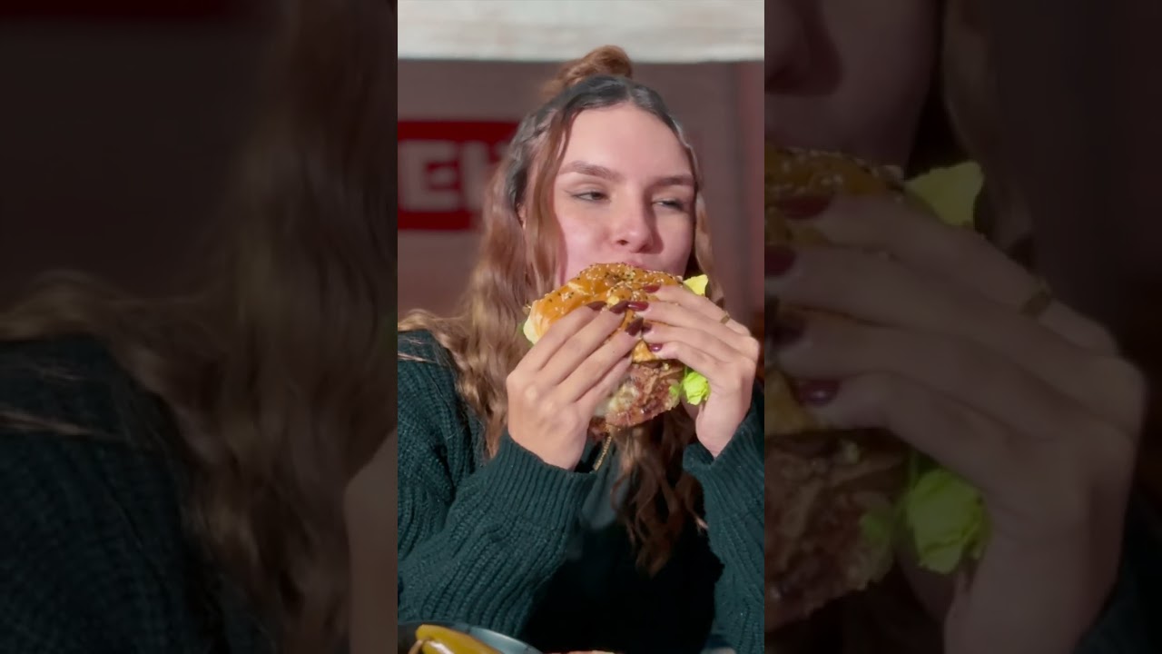 Datte Monterrey visitando a Burguer Brothers