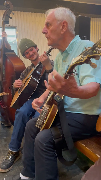 This is the best bluegrass jam in the world 🥰 #billystrings #bluegrass #banjo #fiddle #newmusic