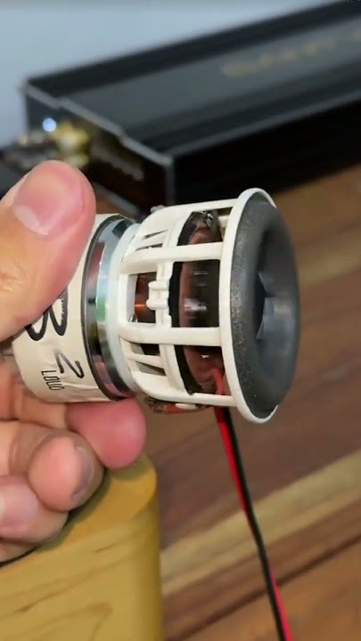 Speaker Mini Suara Maakk Gleerr ! Punya satu di Saku cocok ini #shorts