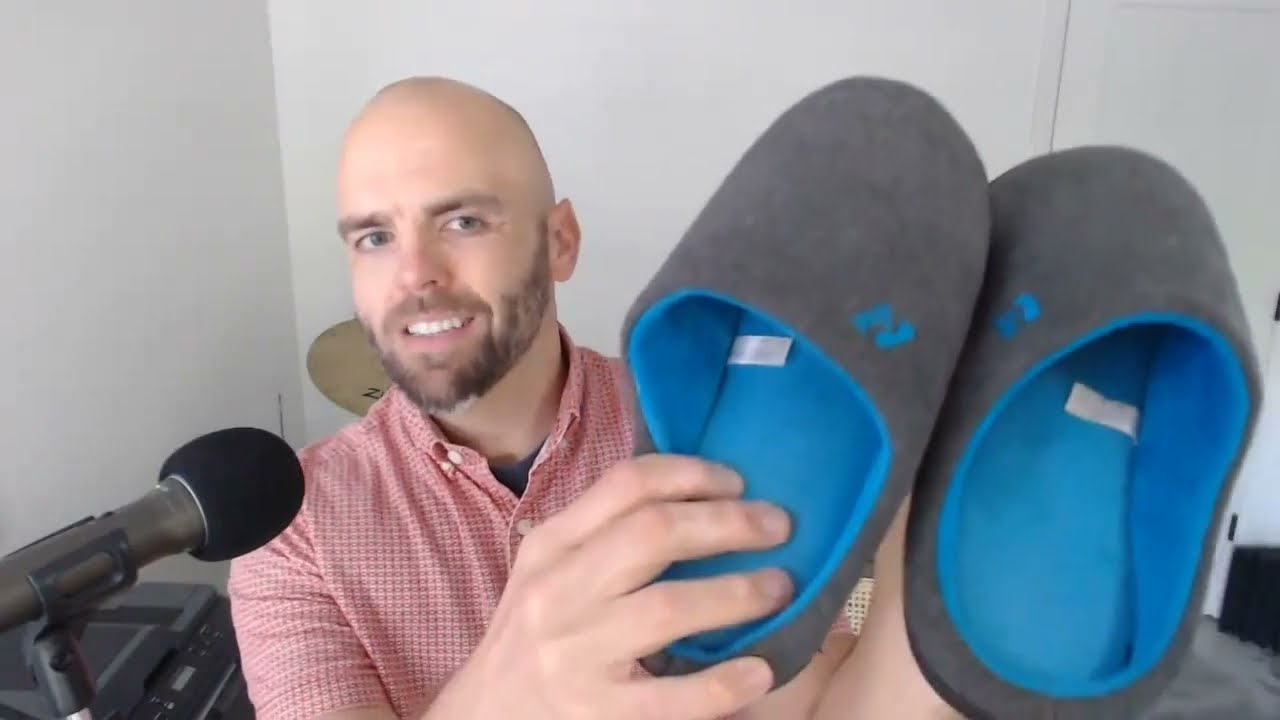 thumbnail image 2 of RockDove En's Original Two-Tone Eory Foa Slipper, Size 11-12 US En, Dark Grey/Blue 2 of 12