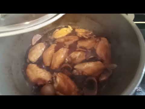 Chicken Wings in dark sauce // Chinese Family