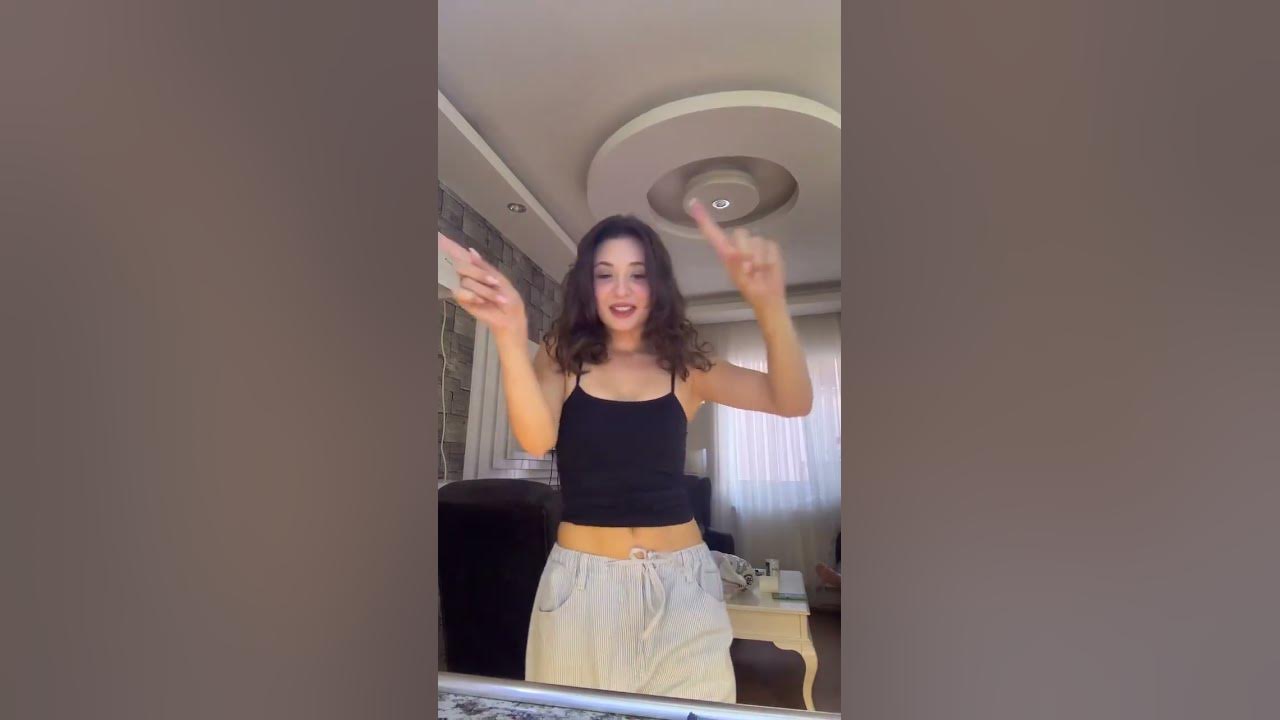 Sefo Demet Akalın Yerinde Dur #keşfet #shorts Sefo Demet Akalın Yerinde Dur #keşfet #shorts