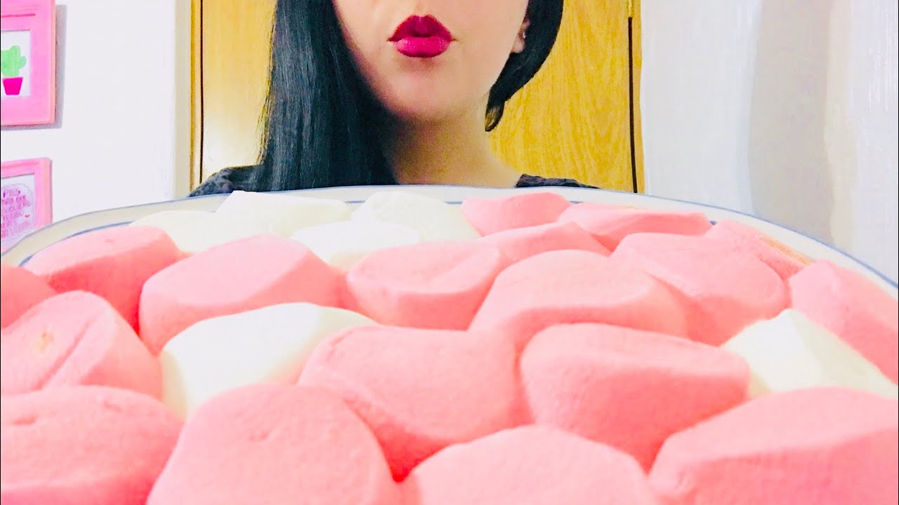 ASMR COMIENDO BOMBONES👅🍫