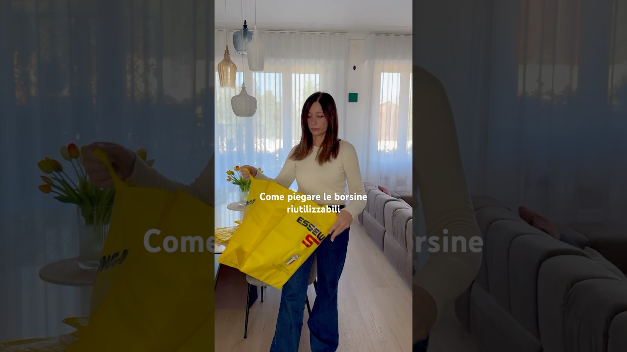 Come piegare le borse della spesa riutilizzabili 