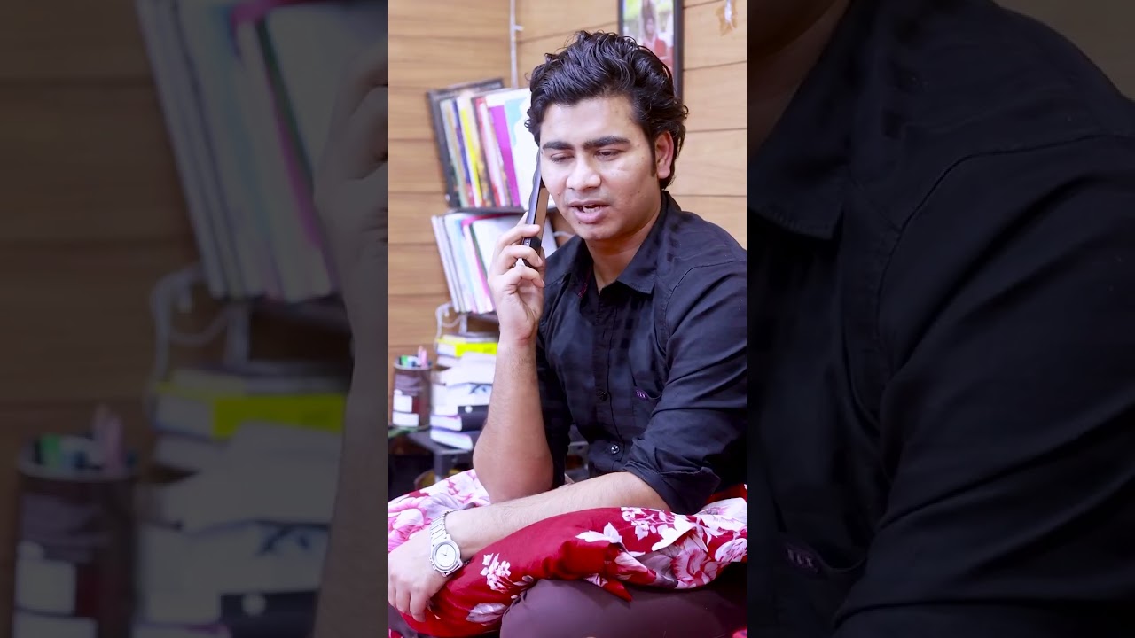 पति बोलता है पत्नी से मां बहुत मुसीबत में है मां को पैसा देकर कुछ हेल्प कर देतेहैं