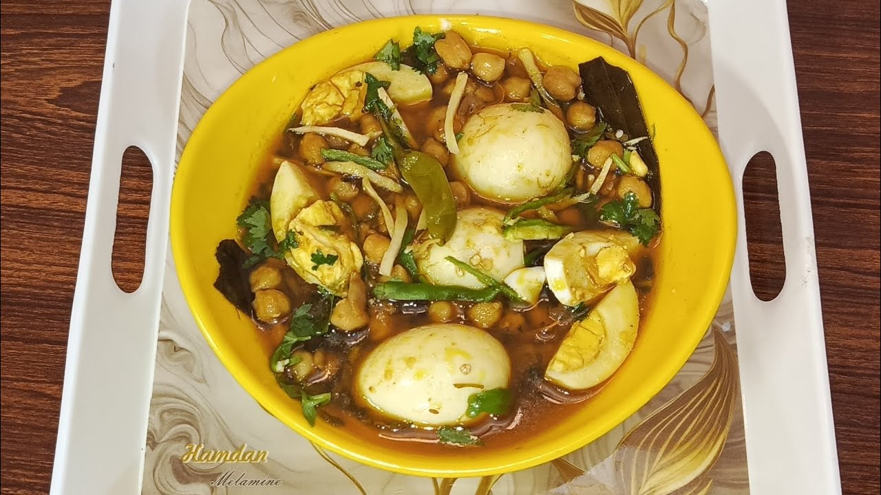 Masaledar Channe aur Anday ka Salan | Simple & Tasty Pakistani Salan