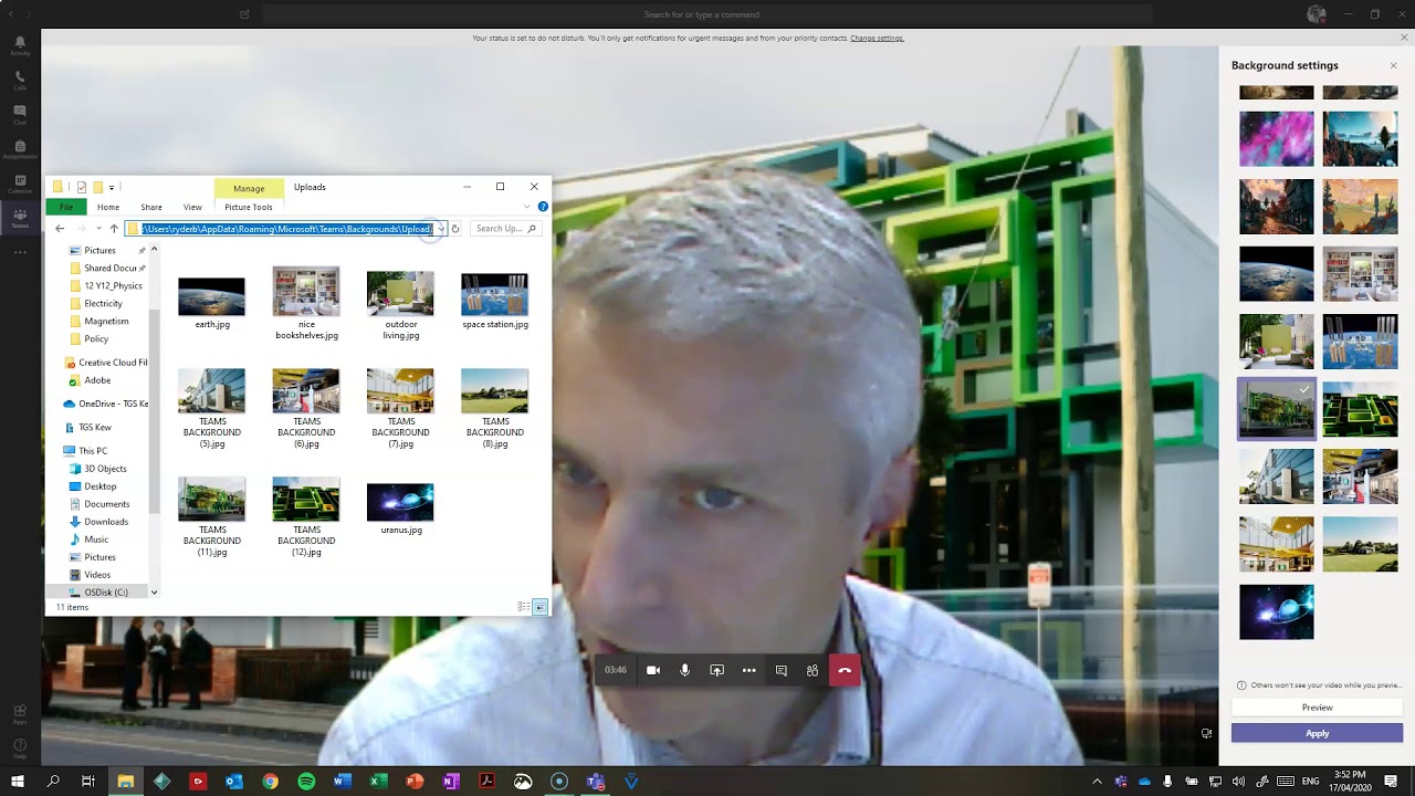 Use ANY custom backgrounds in Microsoft Teams! - YouTube