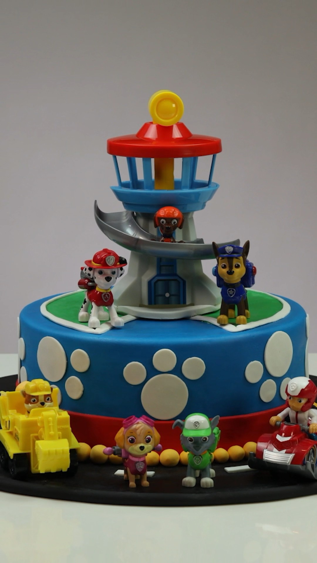 let's make a paw patrol cake! #shorts