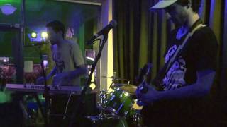 Hobos Obituaries LIVE @ Rics in Brisbane Feb 2009
