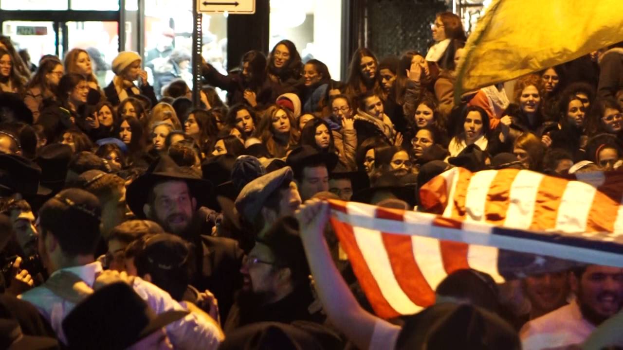 Simcha Beis Hashieva Crown Heights  5777 Last Night  Video # 3