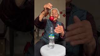 Grandma spent the whole afternoon learning magic tricks, was her performance good?