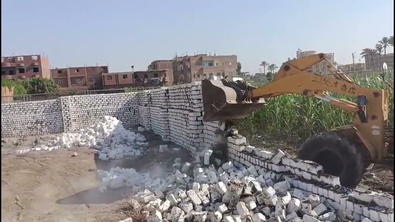 إزالة بناء المخالف على أرض زراعية بقرية ابوصير بالبدرشين محافظة الجيزة