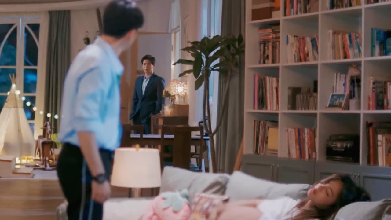 出軌丈夫愧疚等待妻子回家，卻發現妻子剛和總裁約會完，瞬間氣炸！【仲夏满天心 Midsummer is Full of Love】#中国电视剧#好剧推荐#短剧#chinesedrama