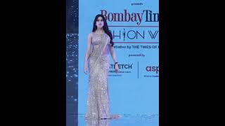 Varun Dhawan And Janhvi Kapoor Light Up Bombay Times Fashion Week