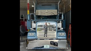 Customizing my Freightliner Classic 'Big Blue'