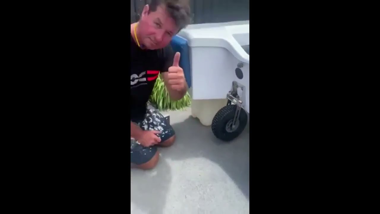 Offshore Cruising Tenders - Drop-down wheels