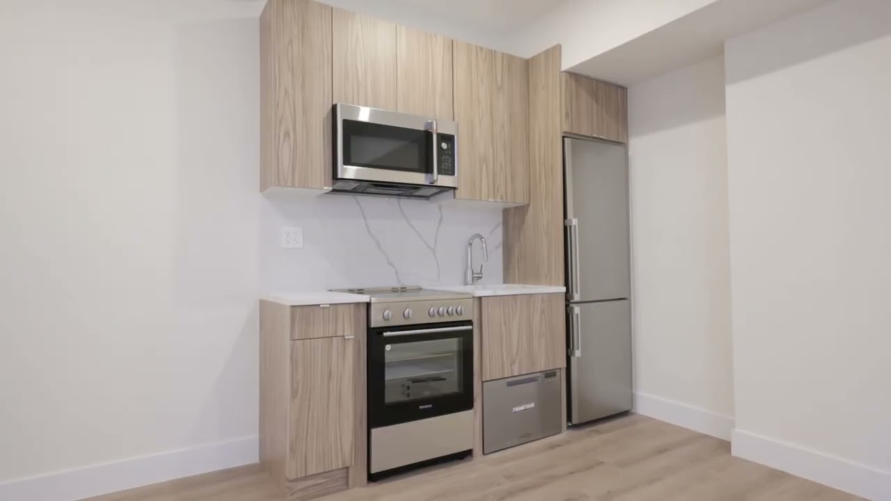 Apartment Tour: 138 East 38th St, Unit 10A