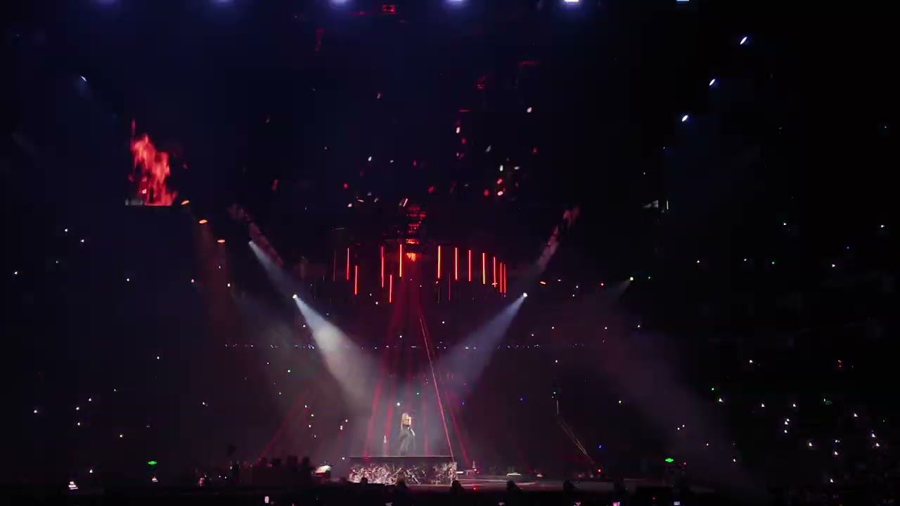 燕尾蝶 - 梁静茹「2024当我们谈论爱情2.0」巡回演唱会 上海站第一场 2024.10.19