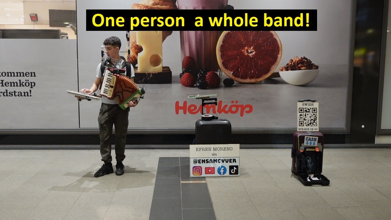 One person  a whole band! Efren Moreno