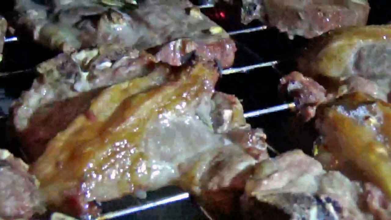 ASADO en HORNO de BARRO - Truco para asar en HORNO DE LEÑA - YouTube
