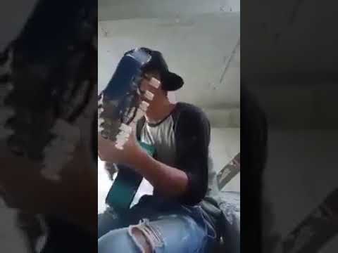 Lagu madura..TKI yg ad dmlaysia.Minta maaf tsk bisa pulang di bulan suci ini.