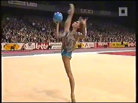 Yulia Barsukova Ball Gymgala