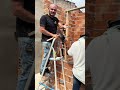 Olha o que o servente fez na obra 🤦🏽