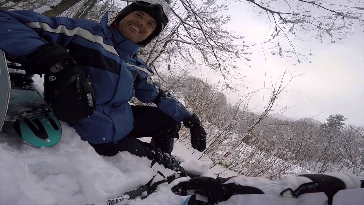 Skiing Japan - YouTube