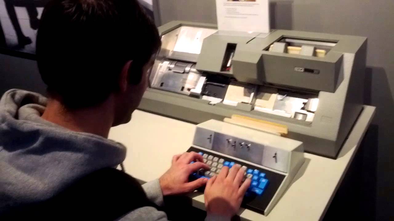 Punched card. Living computer history museum. - YouTube