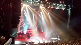 Danzig Legacy 04 - Halloween - Cell Clip - Hammerstein Ballroom, NY - 10-29-11.3gp