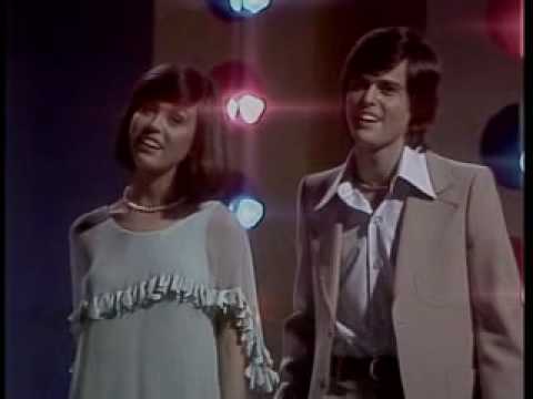 Ain't Nothing Like the Real Thing - Donny & Marie - YouTube