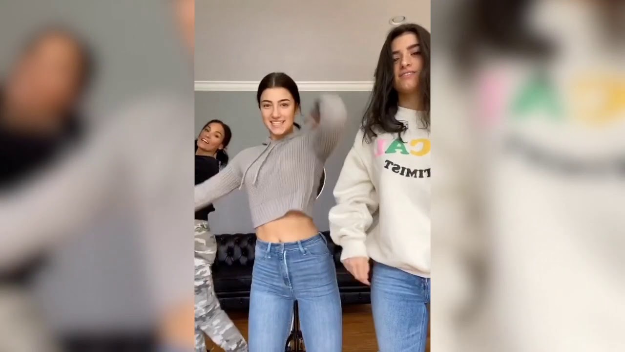 Titties tik tok Billie Eilish