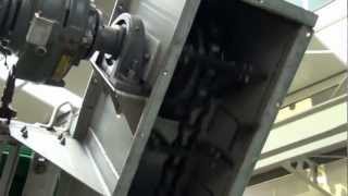 Chain conveyor to transport bulk materials -  www.emt.tech