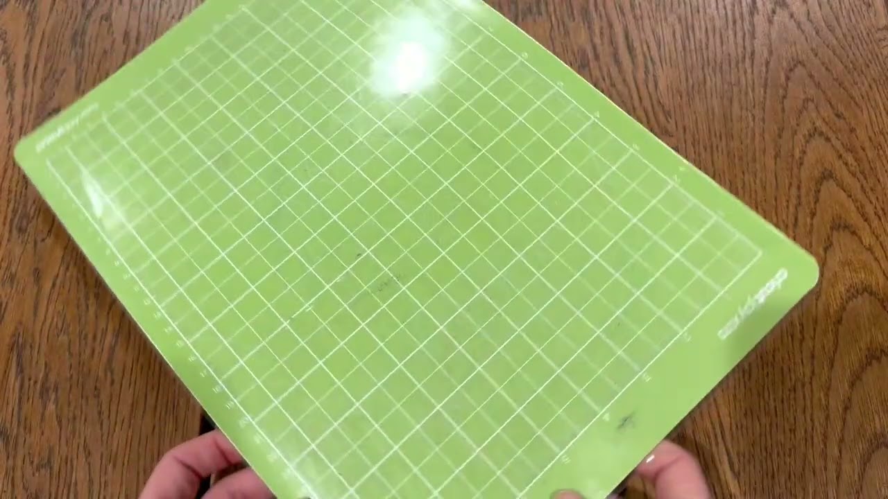 Cricut Standard Grip Machine Mat Review!