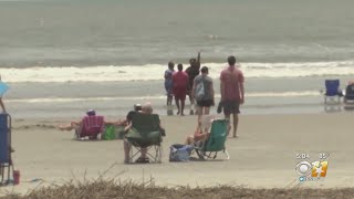 Health Officials Warn North Texas Residents To Not Let Holiday Weekend Slow Down Progress Against CO