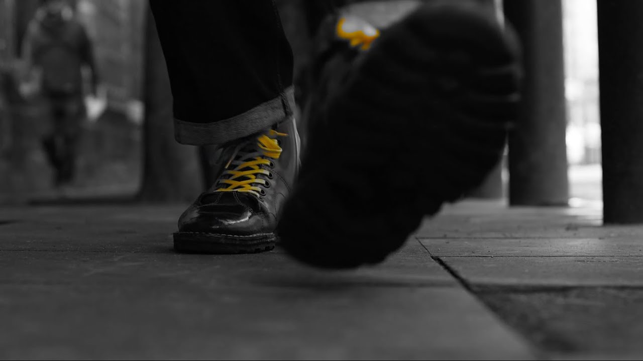 Watch Travelers All Stars - Yellow Laces (Video Oficial) on YouTube Watch Travelers All Stars - Yellow Laces (Video Oficial) on YouTube