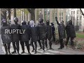 USA: Armed anti-Trump protesters face off with Trump supporters in Atlanta