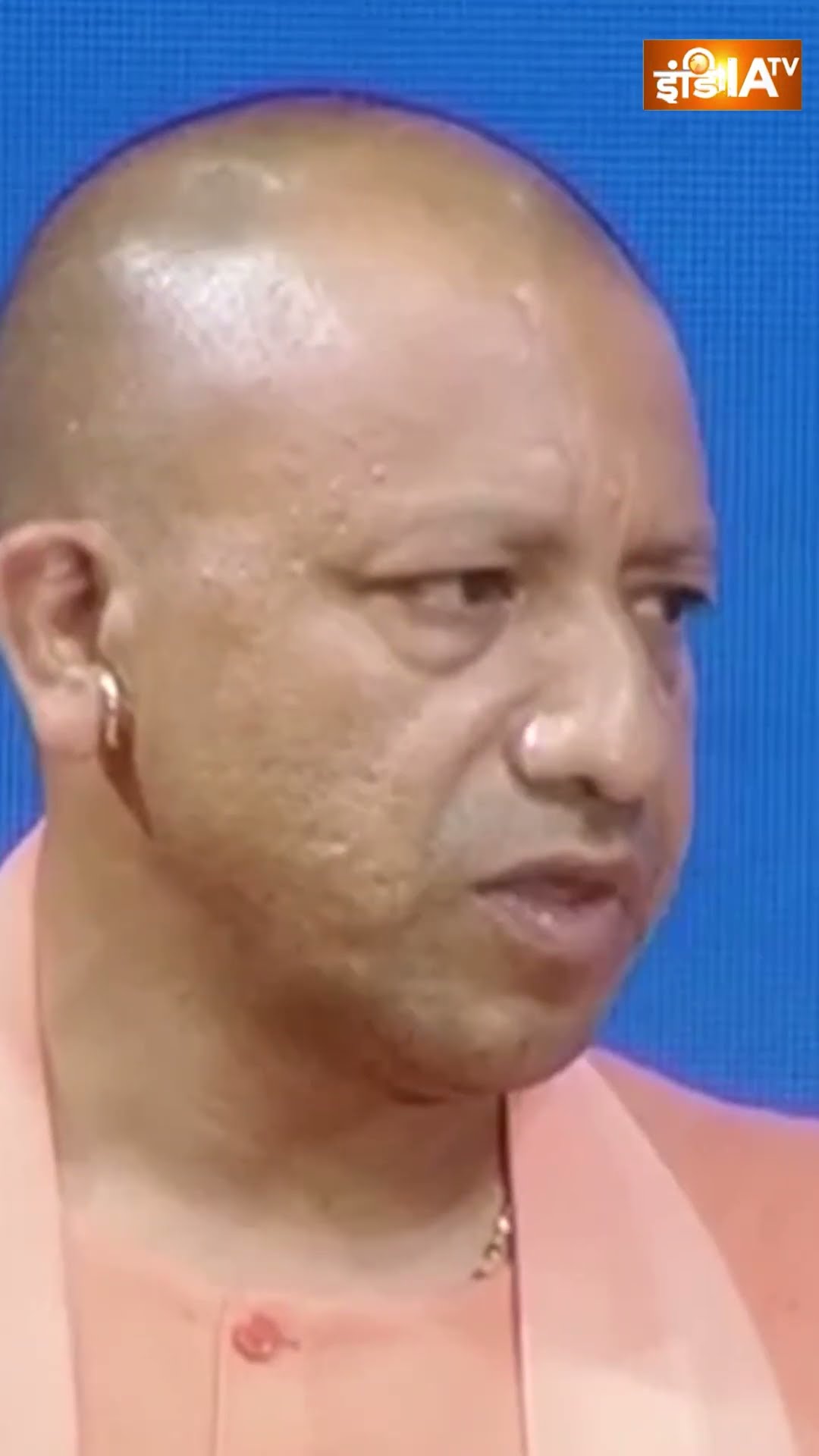 #cmyogi ने मुस्लिम बहनों के पहनावे पर कही ये बड़ी बात #rajatsharma #upmuslim