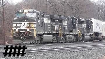 NS Dash 9-44CWs & NS SD70ACe Pulling Intermodal Train at Cresson, PA