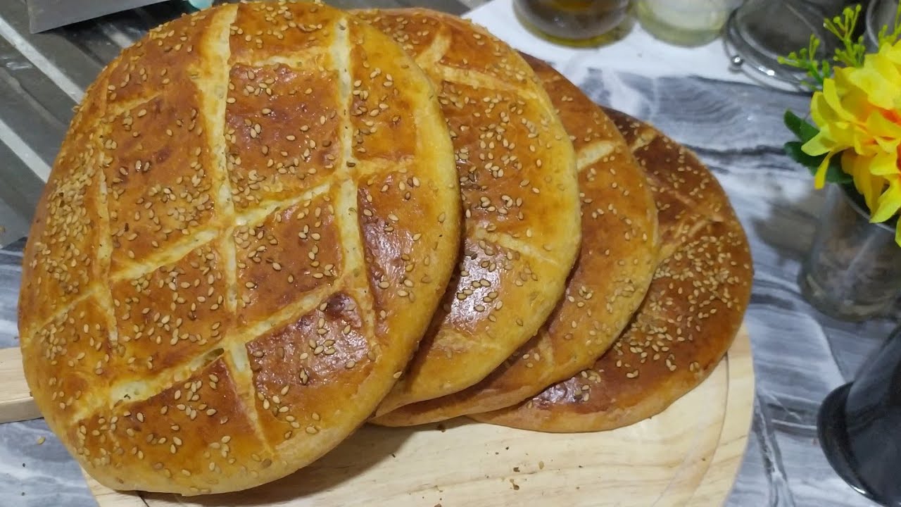 خبز زمان بلدي أسهل وألذ مايمكن تحضري للفطور أو الكوطي في 10دقائق بدون دلك👍🤩