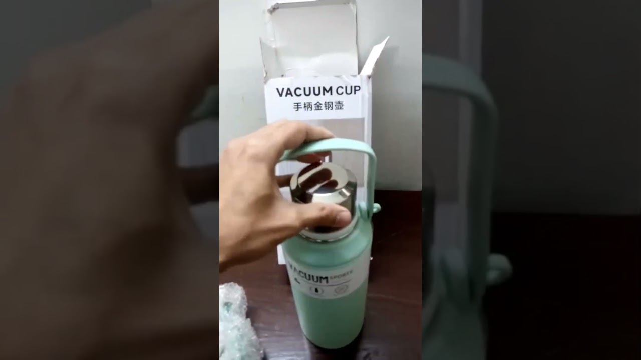 Premium 1500ml Stainless Steel Hot & Cold Water Bottle with Strap & Handles 