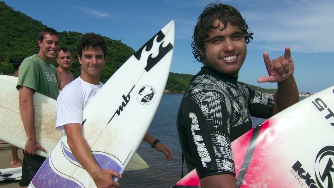 Documentário  Entre o Rio e o Mar.