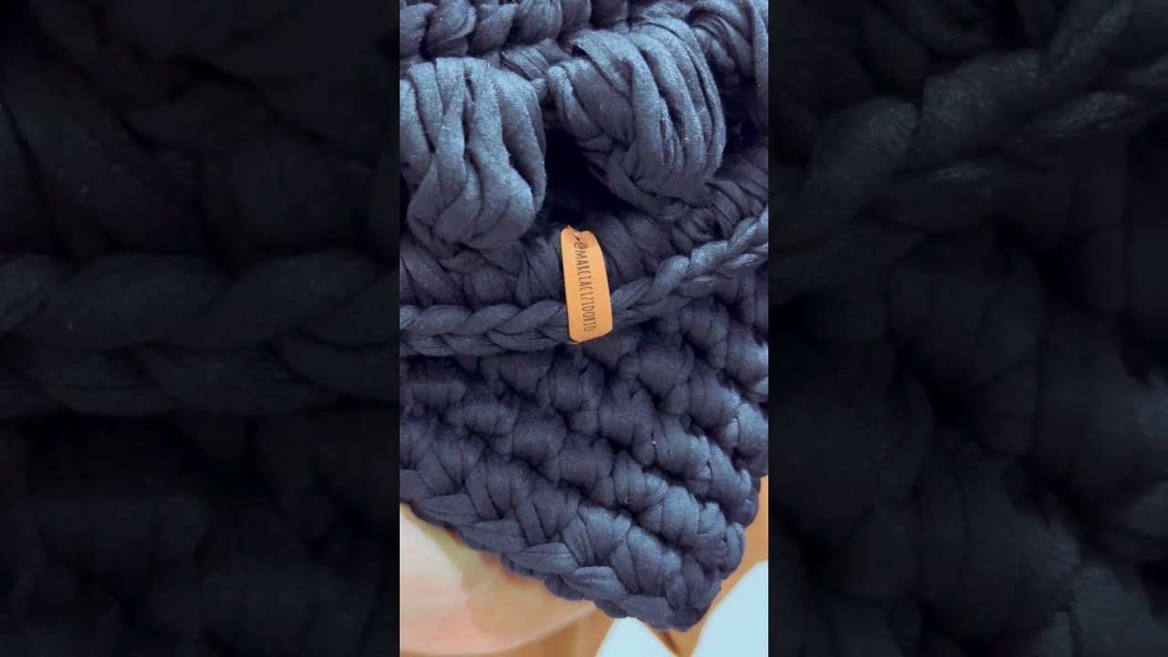 Como fazer bolsa de crochê em fio de malha / Máxi carteira em crochê Márcia C Izidorio