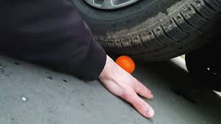 Bettina car parts courier run over my hand&mandarin. Peugeot Exper 1695 kg + parts&girl abaut 2300kg