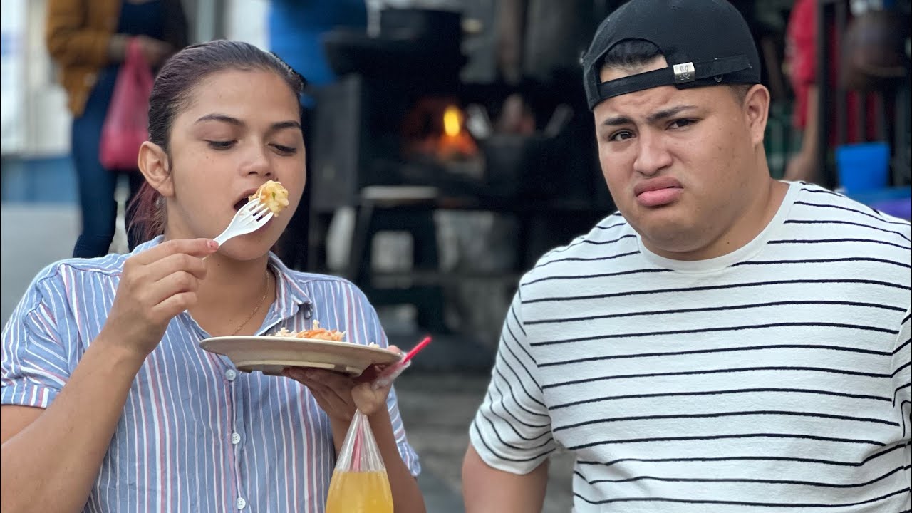 “Cuando invitas a comer a una flaquita”🤣🤣🤣🔥🌮💵