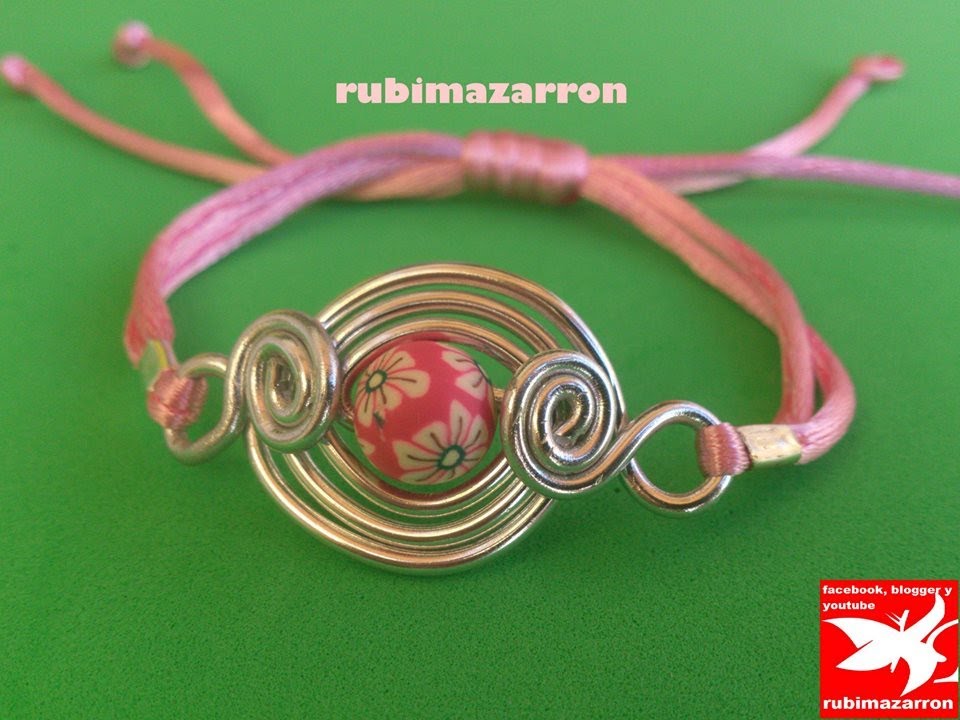 Pulsera de alambre con bola y cola de ratón