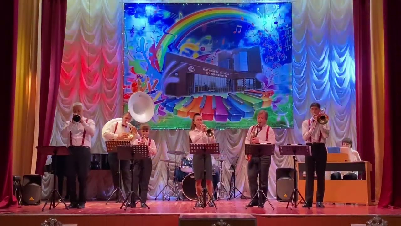 We No Speak Americano - Nika band