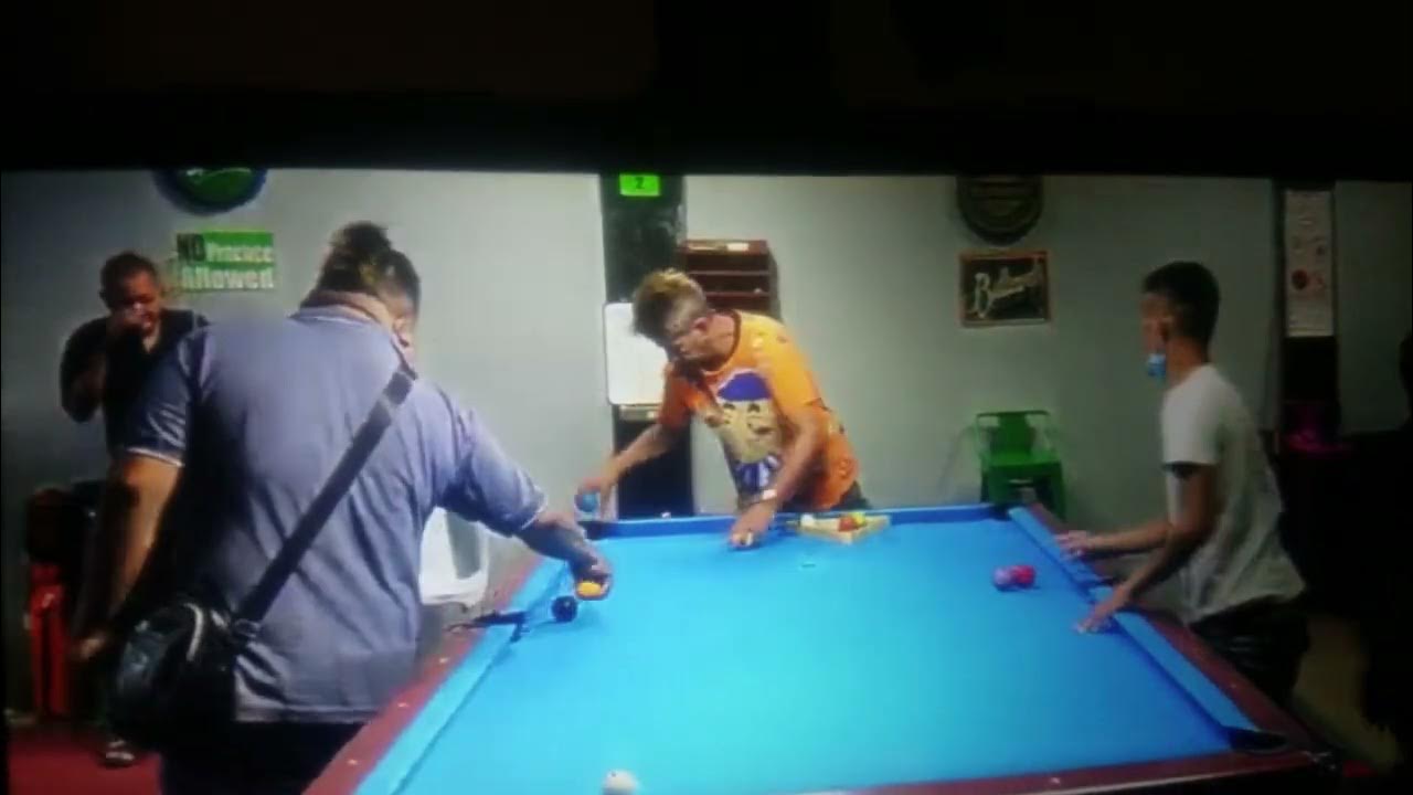 Efren beta Reyes temper aftershot swings stick knocking cue ball off